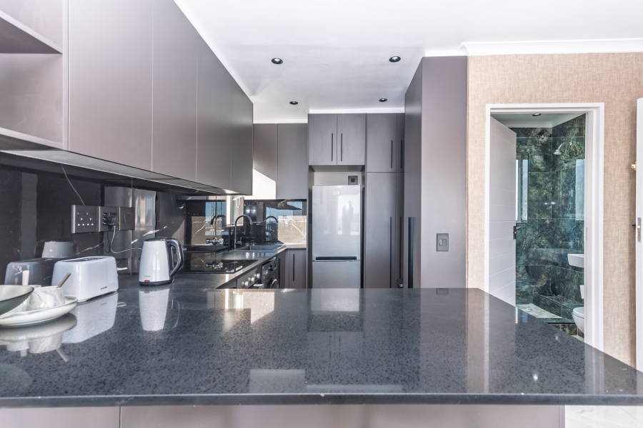 To Let 0 Bedroom Property for Rent in Vredehoek Western Cape